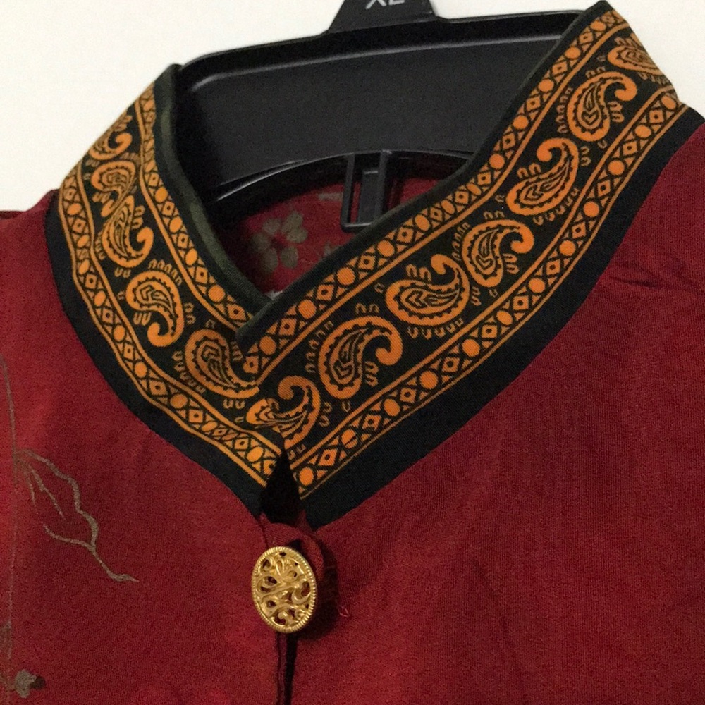 Ladies Blouse - Picture 4 of 8